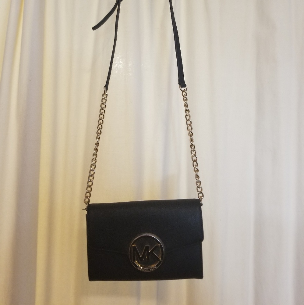 Michael Kors crossbody/clutch